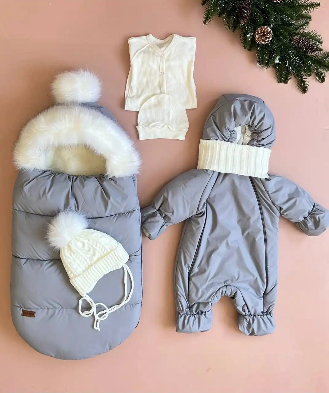 Зимний комплект на выписку для малышей 0-6 месяцев