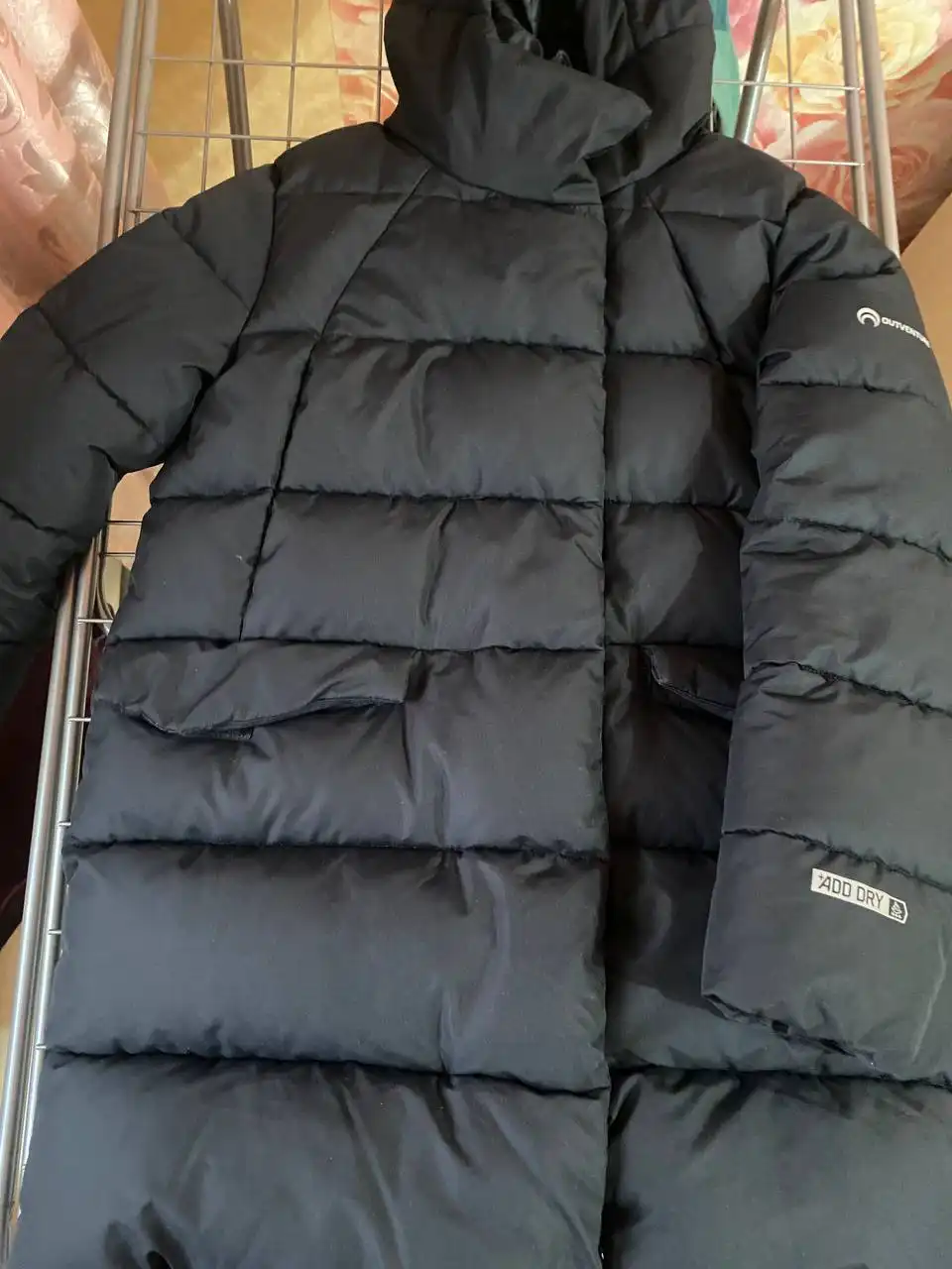 Продам пуховик OUTVENTURE для девочки