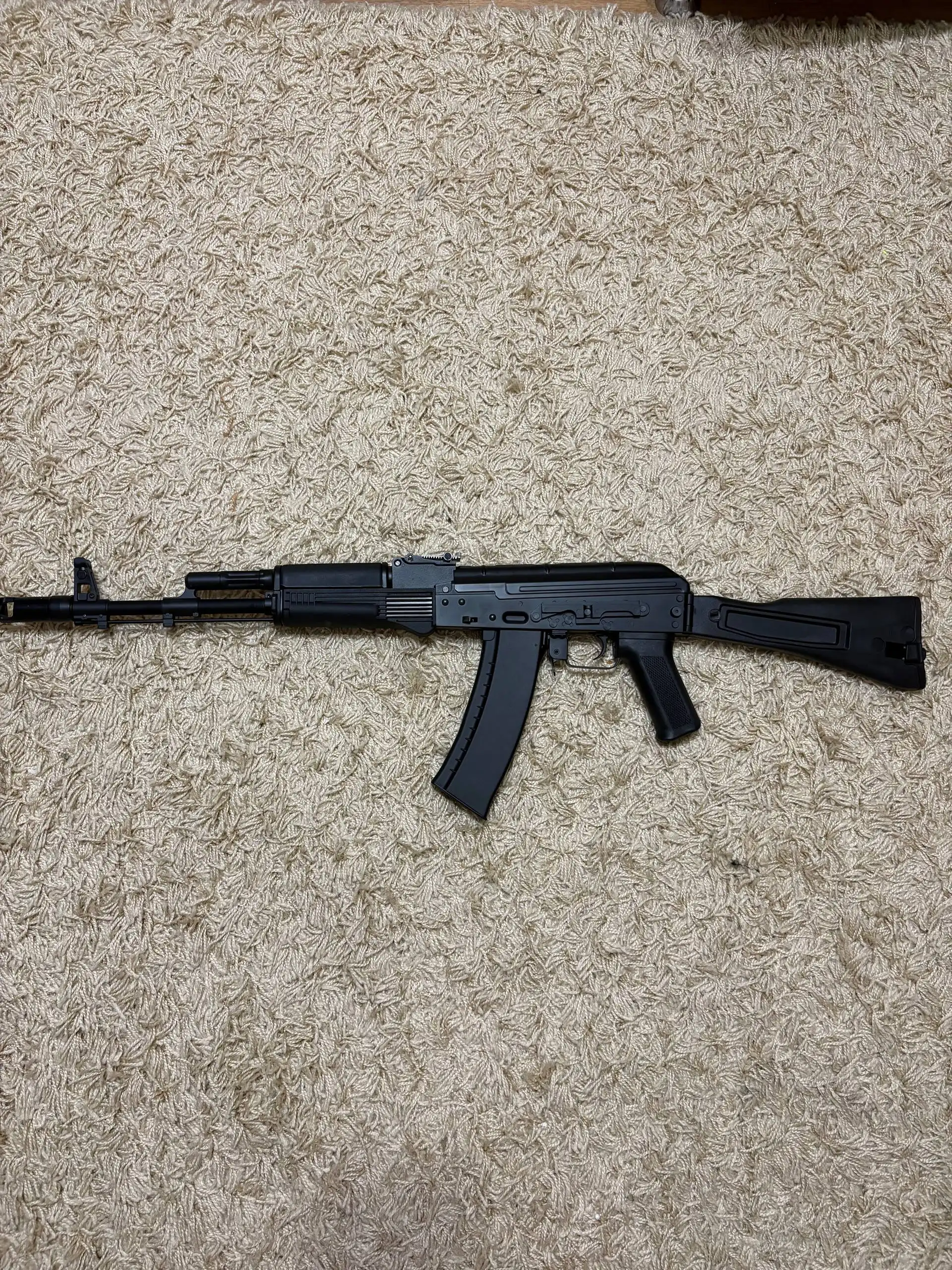 Продам страйкбольный привод АК-74 с шариками