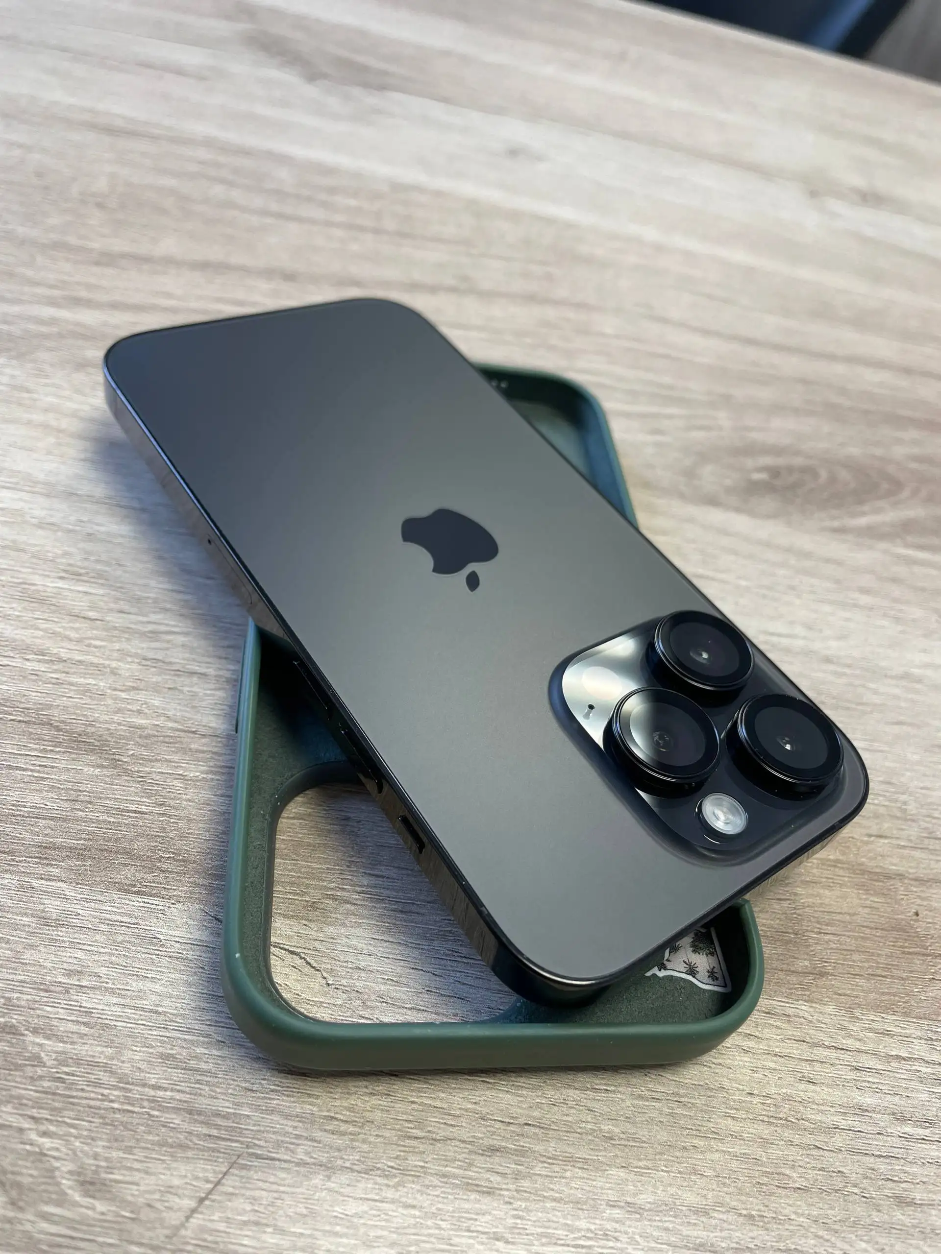 Продам iPhone 14 Pro 512 ГБ в идеальном состоянии - Смартфоны и телефоны (Электроника) в Хабаровск