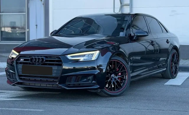 Продажа Audi S4 2017 года - частное объявление в Хабаровск