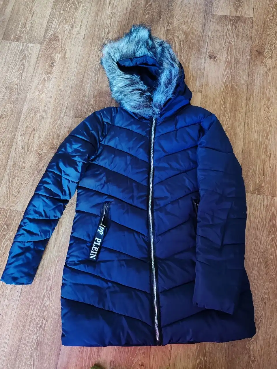 Продажа платья, пуховика и куртки - Женская одежда (Одежда) в Хабаровск