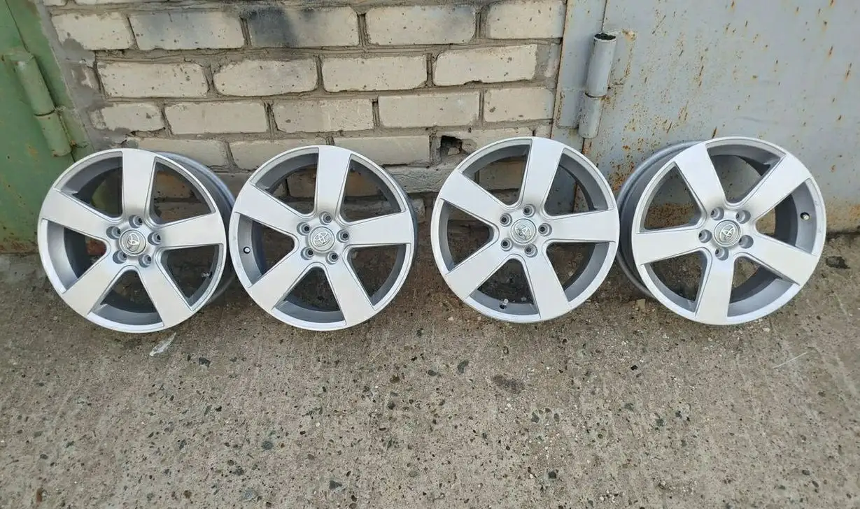 Продам литье R16 5×100 - Диски (Запчасти) в Хабаровск