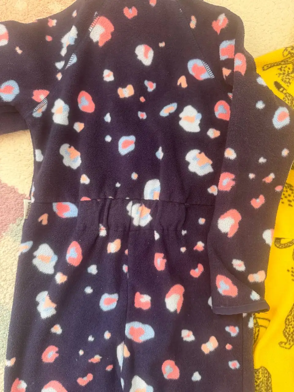 Два флисовых комбинезона 110-116 см - Детская одежда (Одежда) в Хабаровск