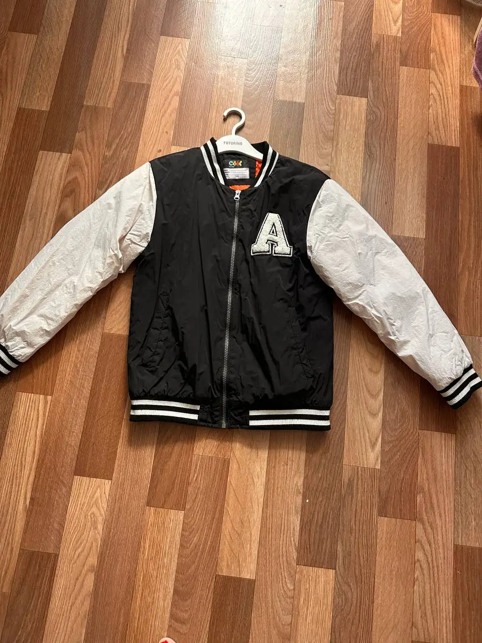 Демисезонная куртка, рост 140 см - Детская одежда (Одежда) в Хабаровск