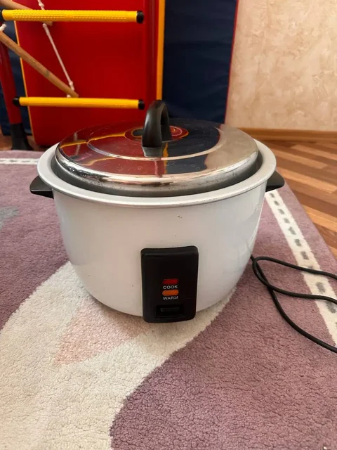 Рисоварка на 2,5 литра - Инструменты в Хабаровск