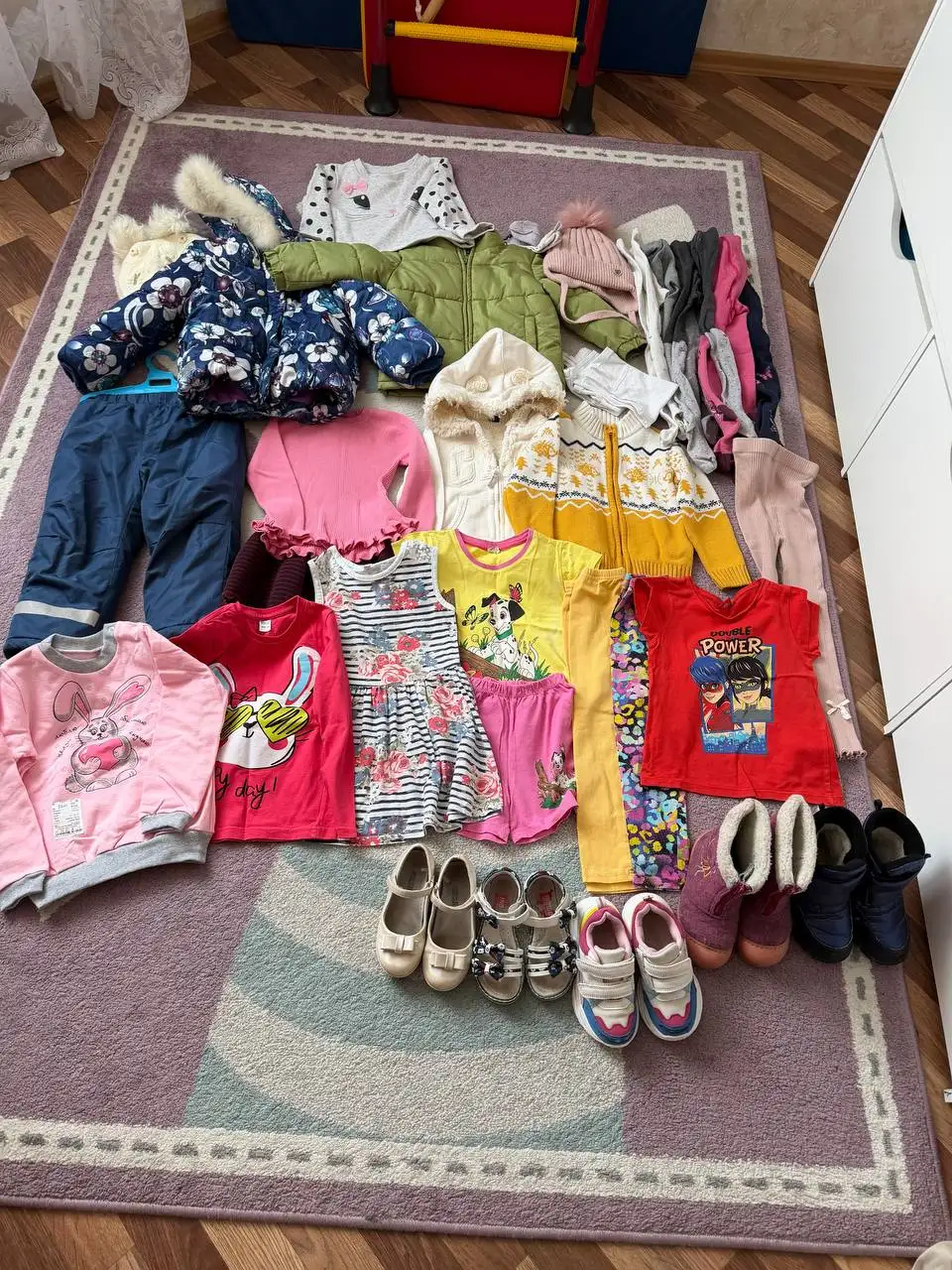 Пакет одежды и обуви для девочки 104 см - Детская одежда (Одежда) в Хабаровск