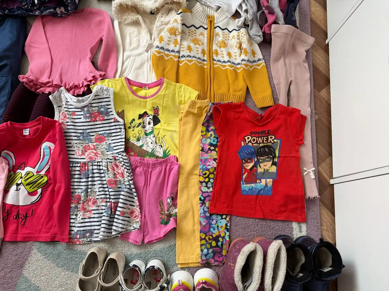 Пакет одежды и обуви для девочки 104 см - Детская одежда (Одежда) в Хабаровск