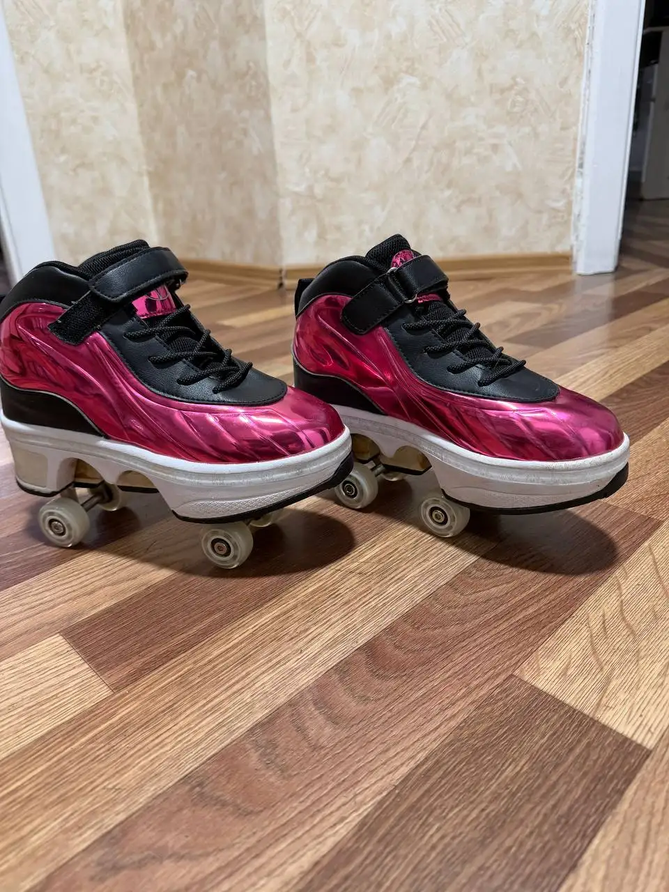 Кроссовки ролики 37 размера - Обувь (Одежда) в Хабаровск