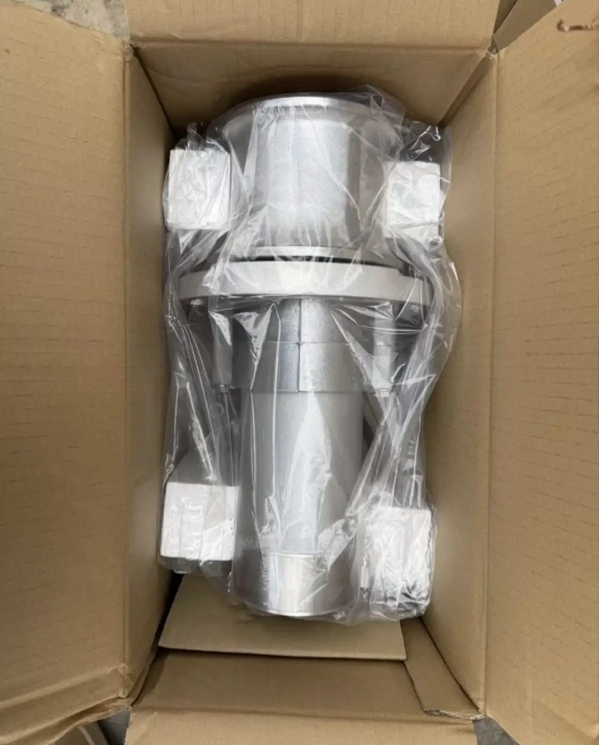 Лебёдки промысловые и якорные с комплектующими - Барахолка в Хабаровск