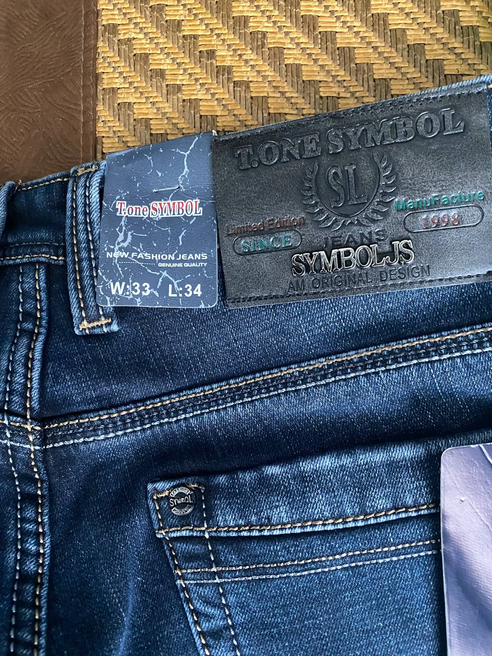 Мужские джинсы размер 50 - Одежда в Хабаровск