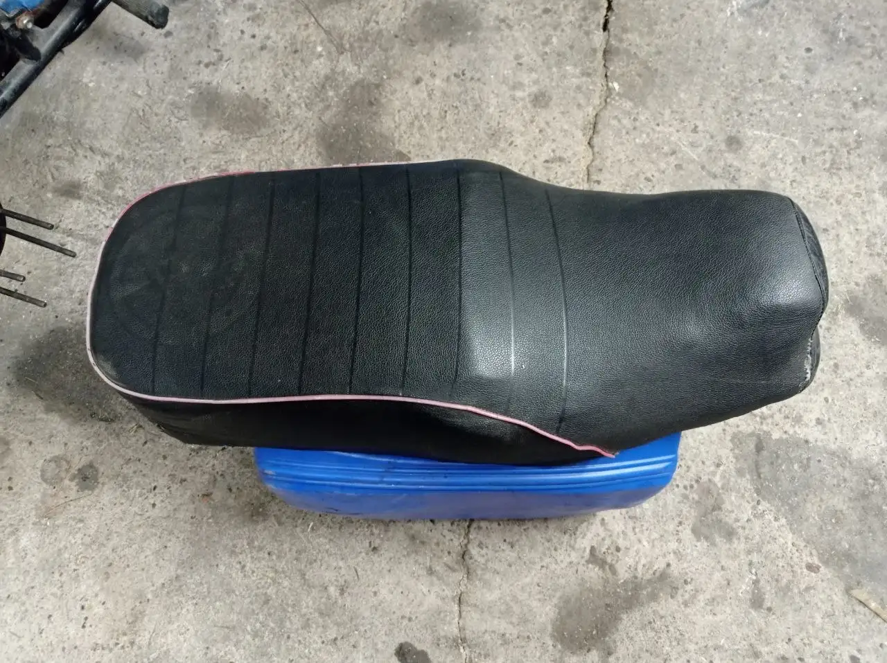 Рама от мотоцикла Урал и другие запчасти - Мототехника (Запчасти) в Хабаровск