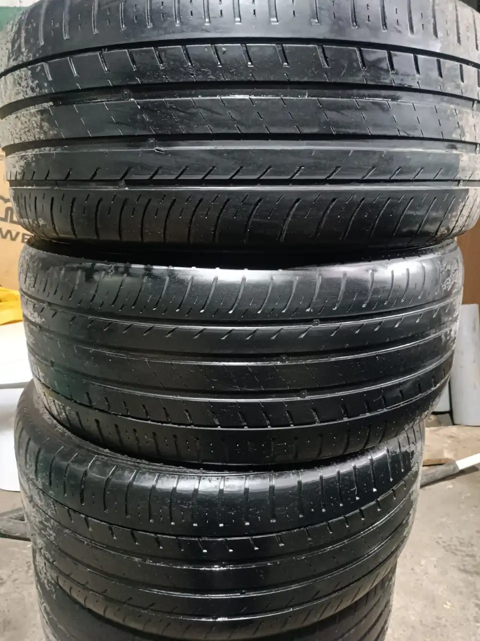Продам резину Kharmhoo Ekoplus 225/50/19 - Шины и диски (Авто) в Хабаровск