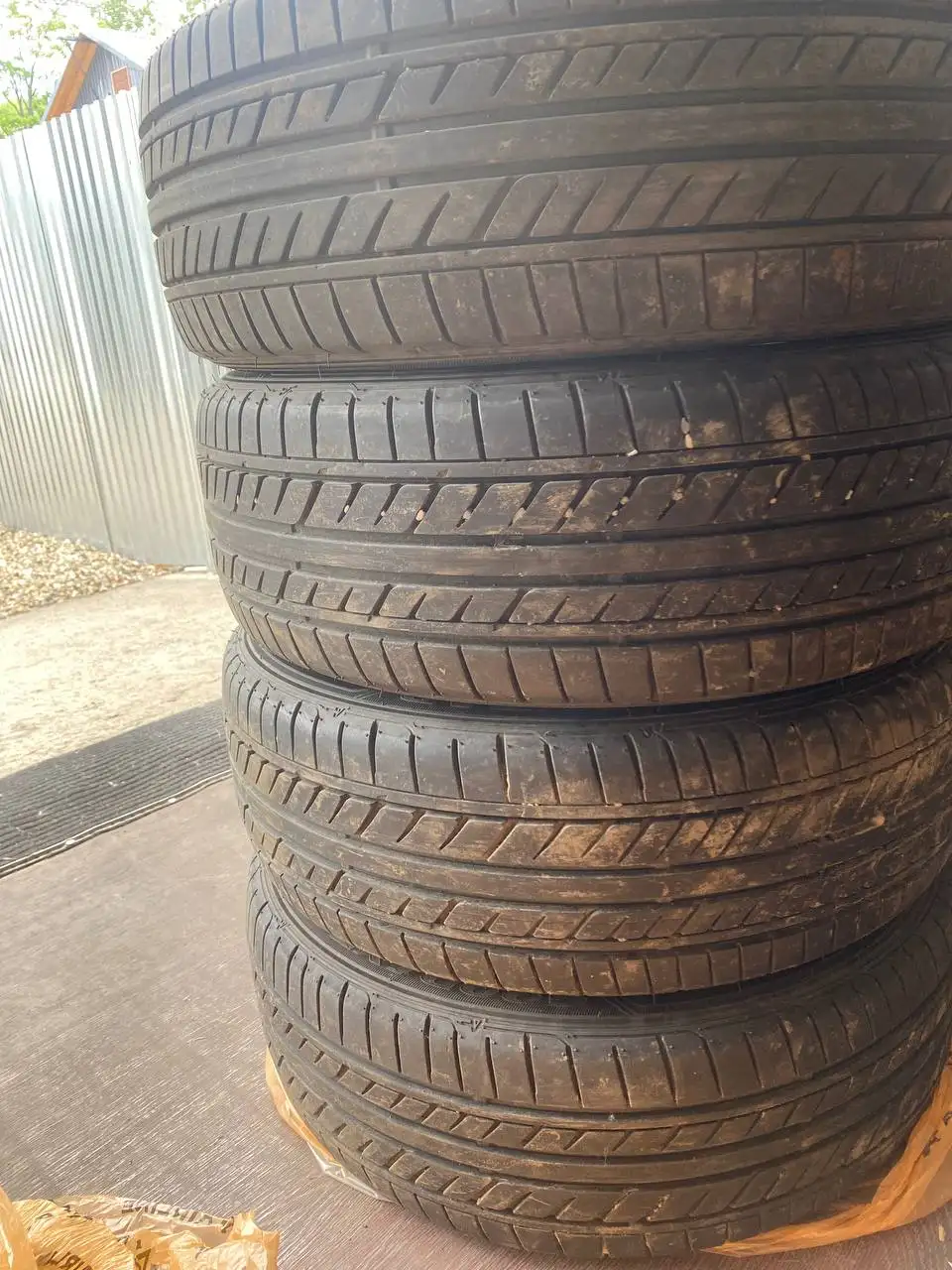 Продам летнюю резину Goodyear 205/50 R17 - Шины (Авто) в Биробиджан