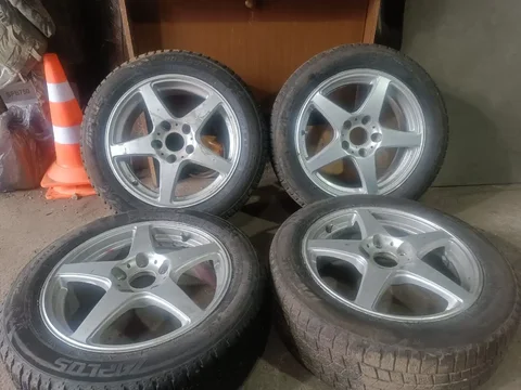 Продам летнюю резину на литье 205/55/R16, Хабаровск - Колёса в Хабаровск
