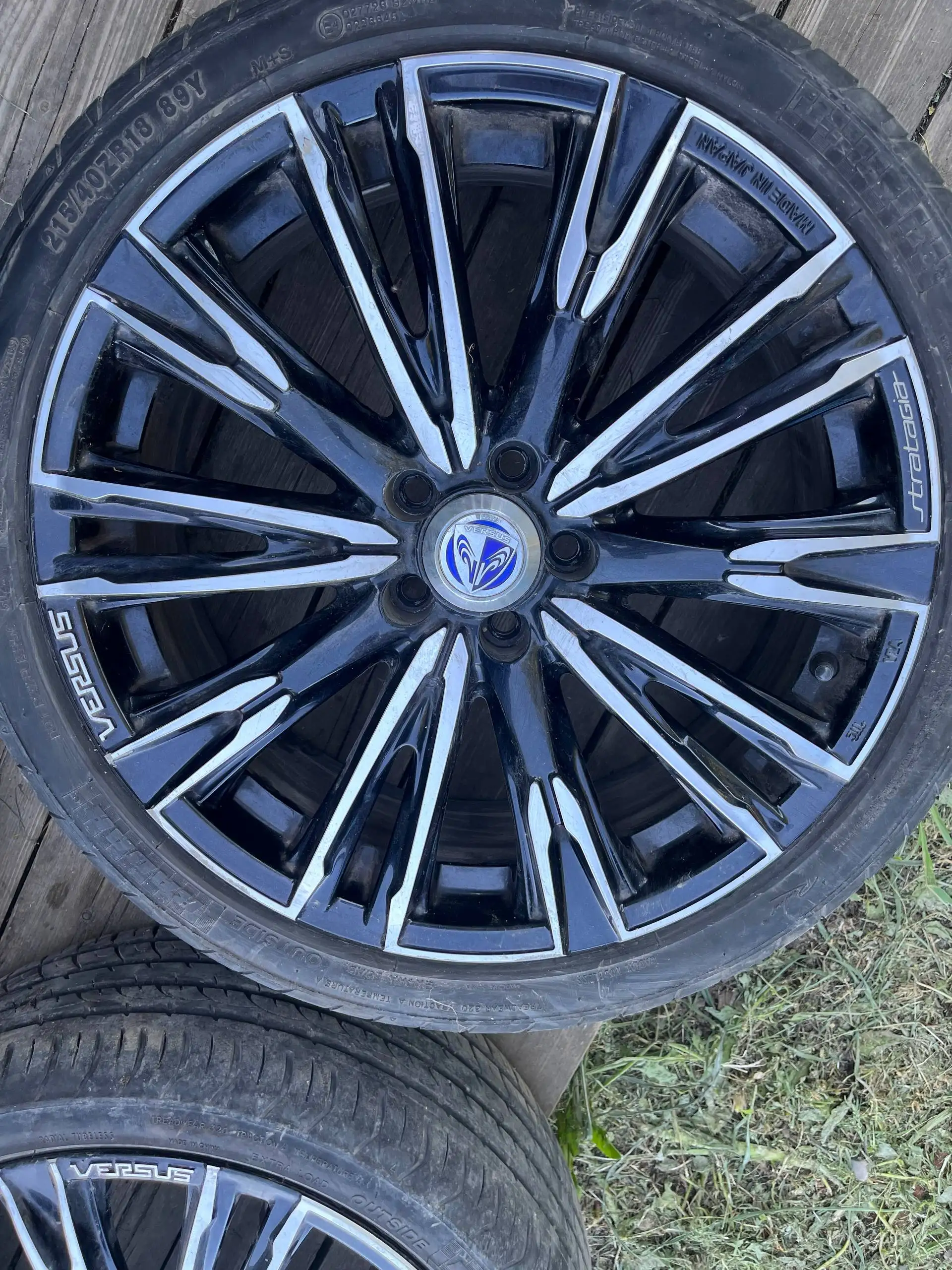 Продам комплект колес на 18 сверловка 5/100 - Колеса и шины (Авто) в Хабаровск