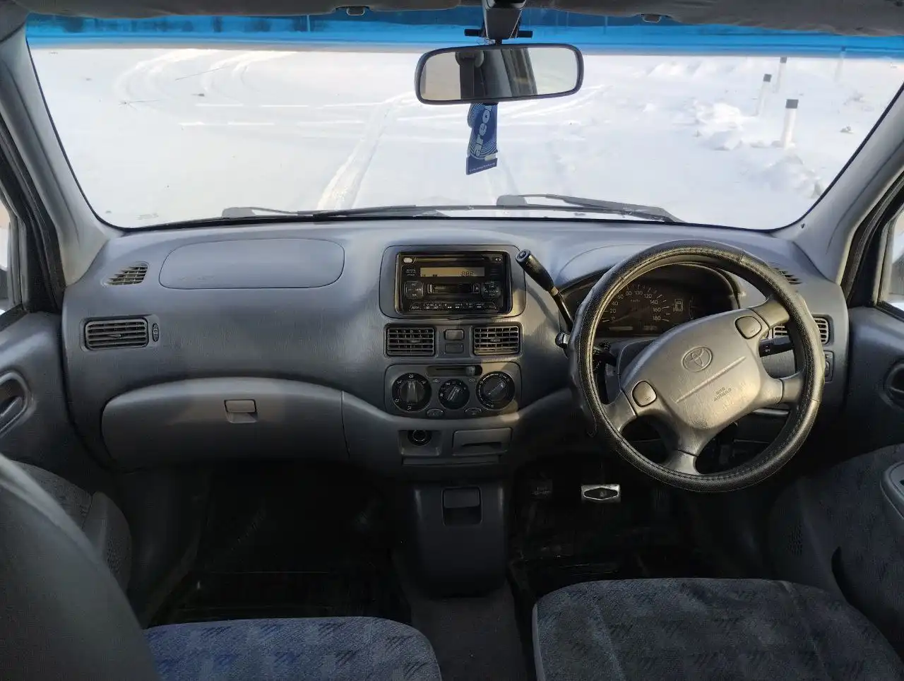 Тойота раум 1997 года