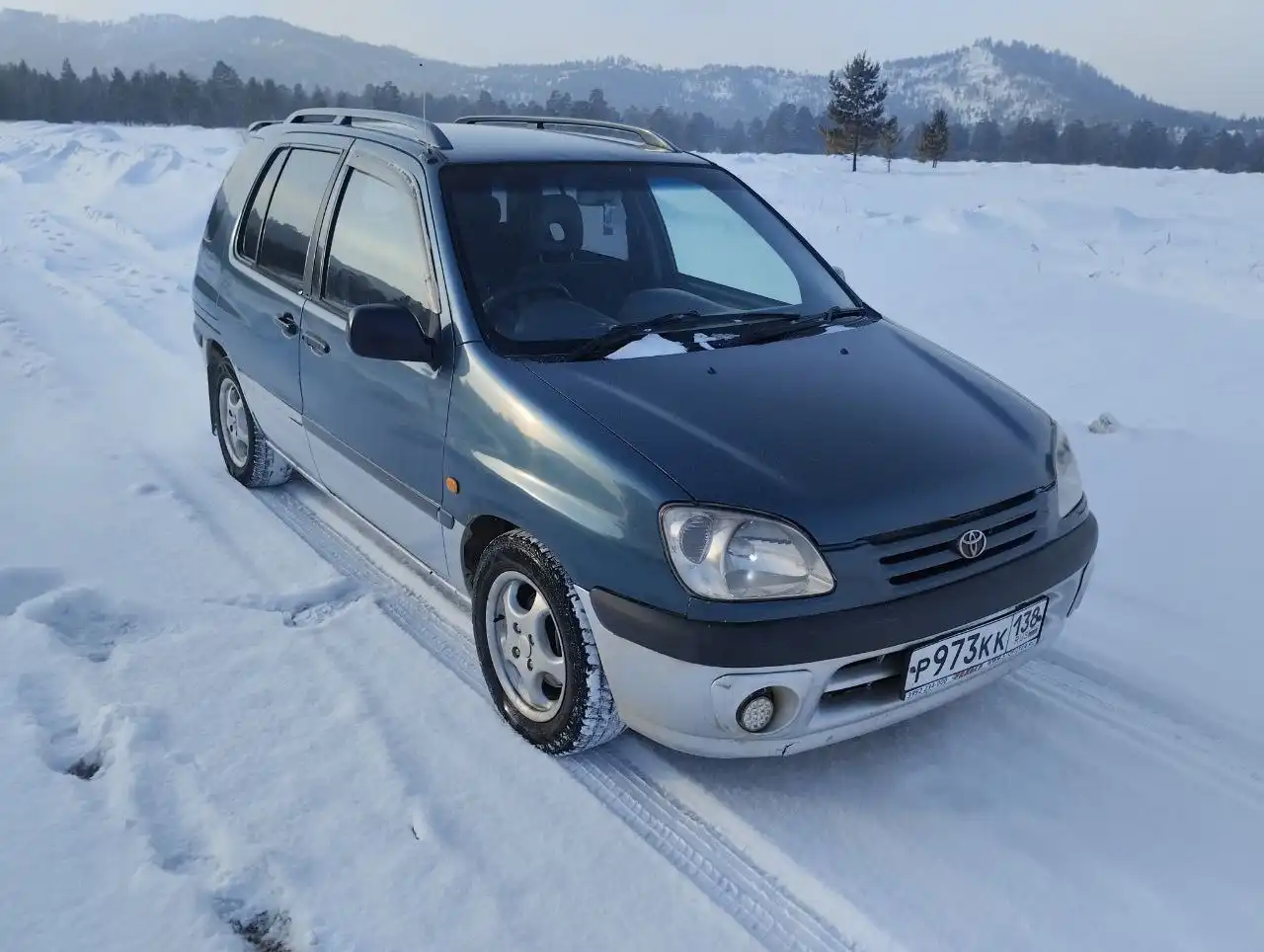 Тойота раум 1997 года