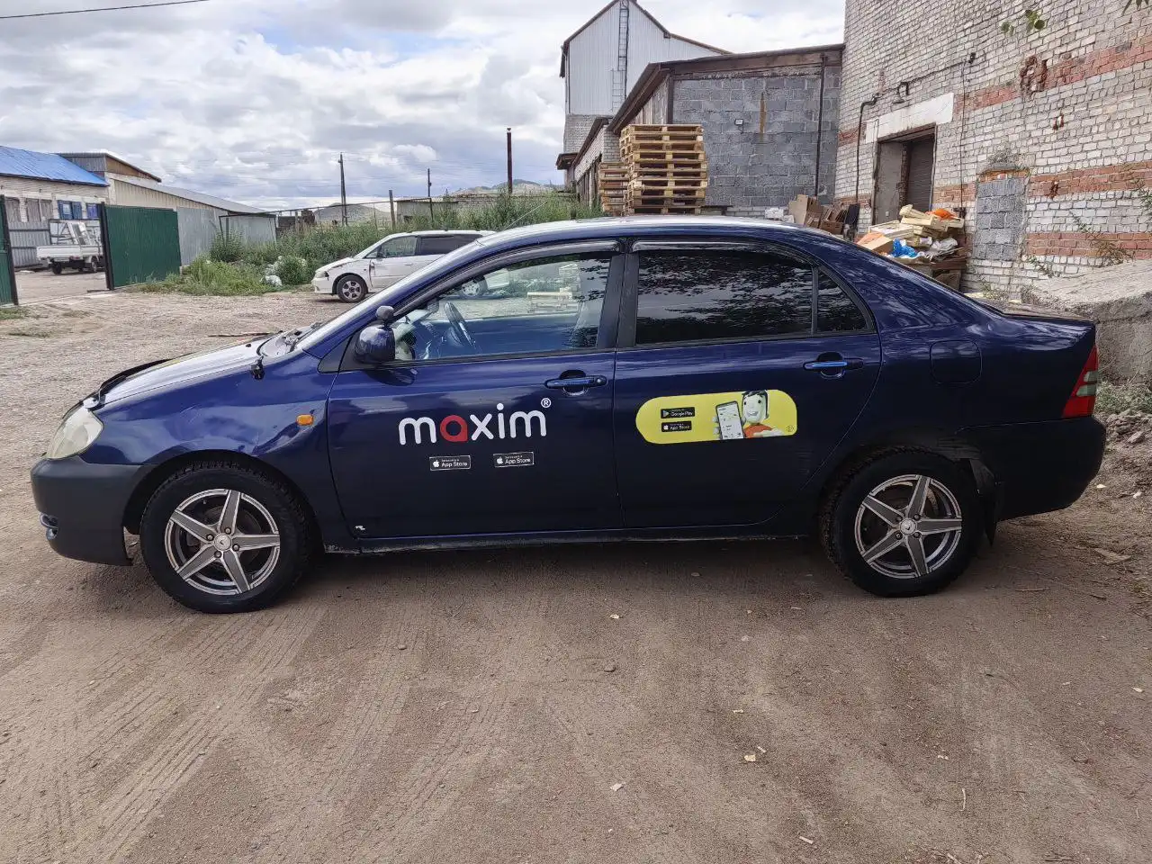 Продажа двух автомобилей в Улан-Удэ