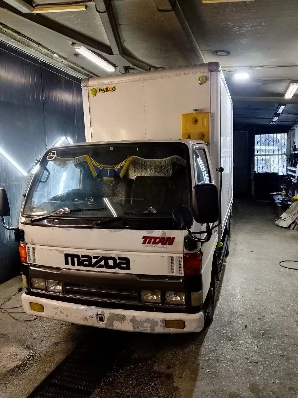 Продается Мазда Титан 1997 года с капитальным ремонтом двигателя - Грузовики (Авто) в Улан-Удэ