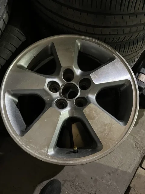 Продам литые диски Toyota Wish 5/100 R15 - Автовыкуп в Улан-Удэ