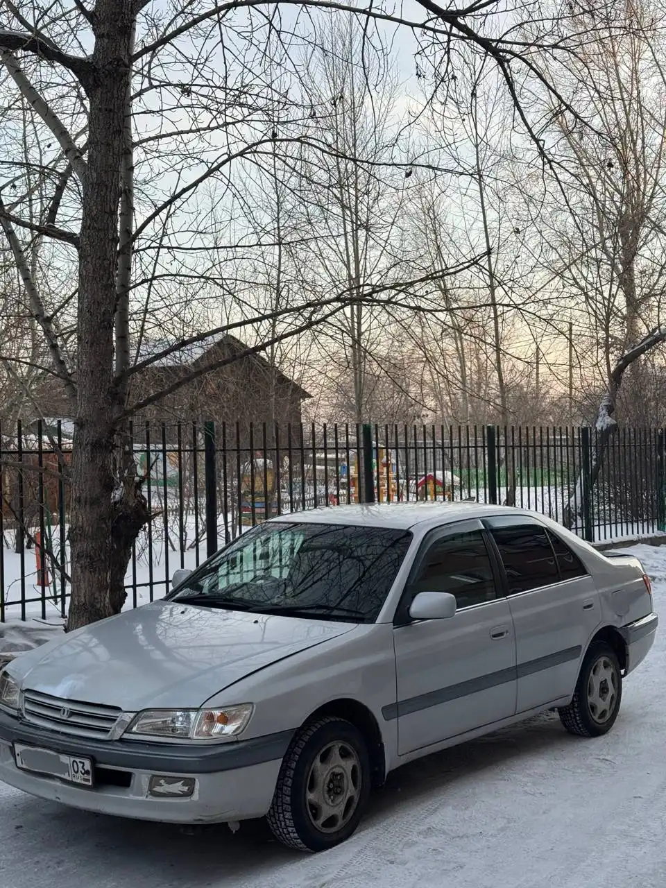 Корона премио 1996 года - Легковые автомобили (Авто) в Улан-Удэ