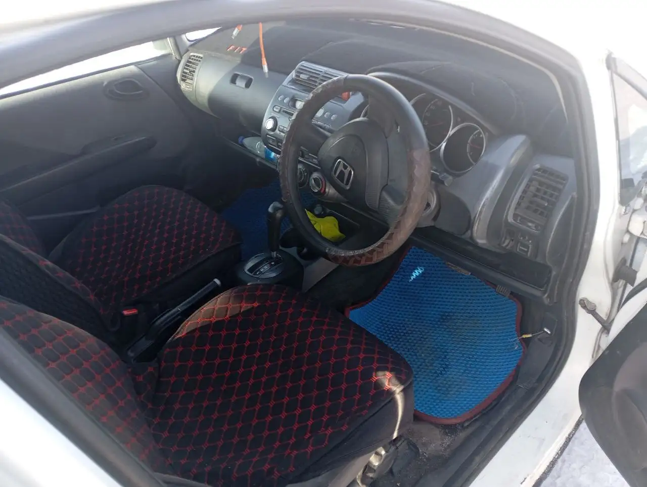 Продажа автомобиля с отличным состоянием двигателя и подвески - Авто в Улан-Удэ