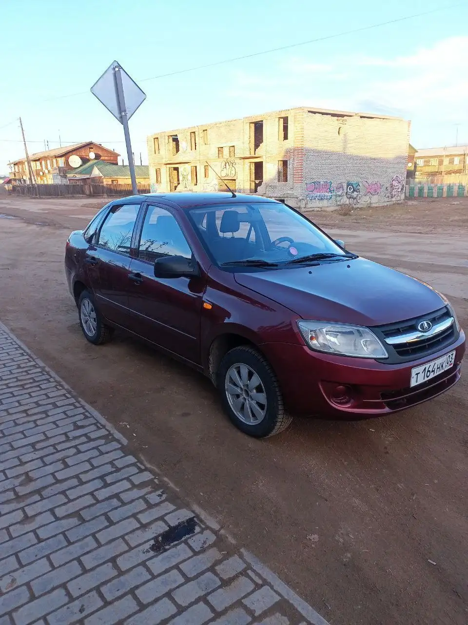 Продажа Лада Гранта 2013 года - Легковые автомобили (Авто) в Улан-Удэ