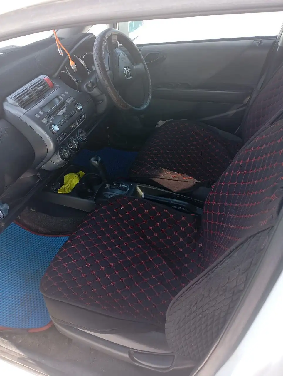 Стильный городской хетчбэк Honda - Авто в Улан-Удэ