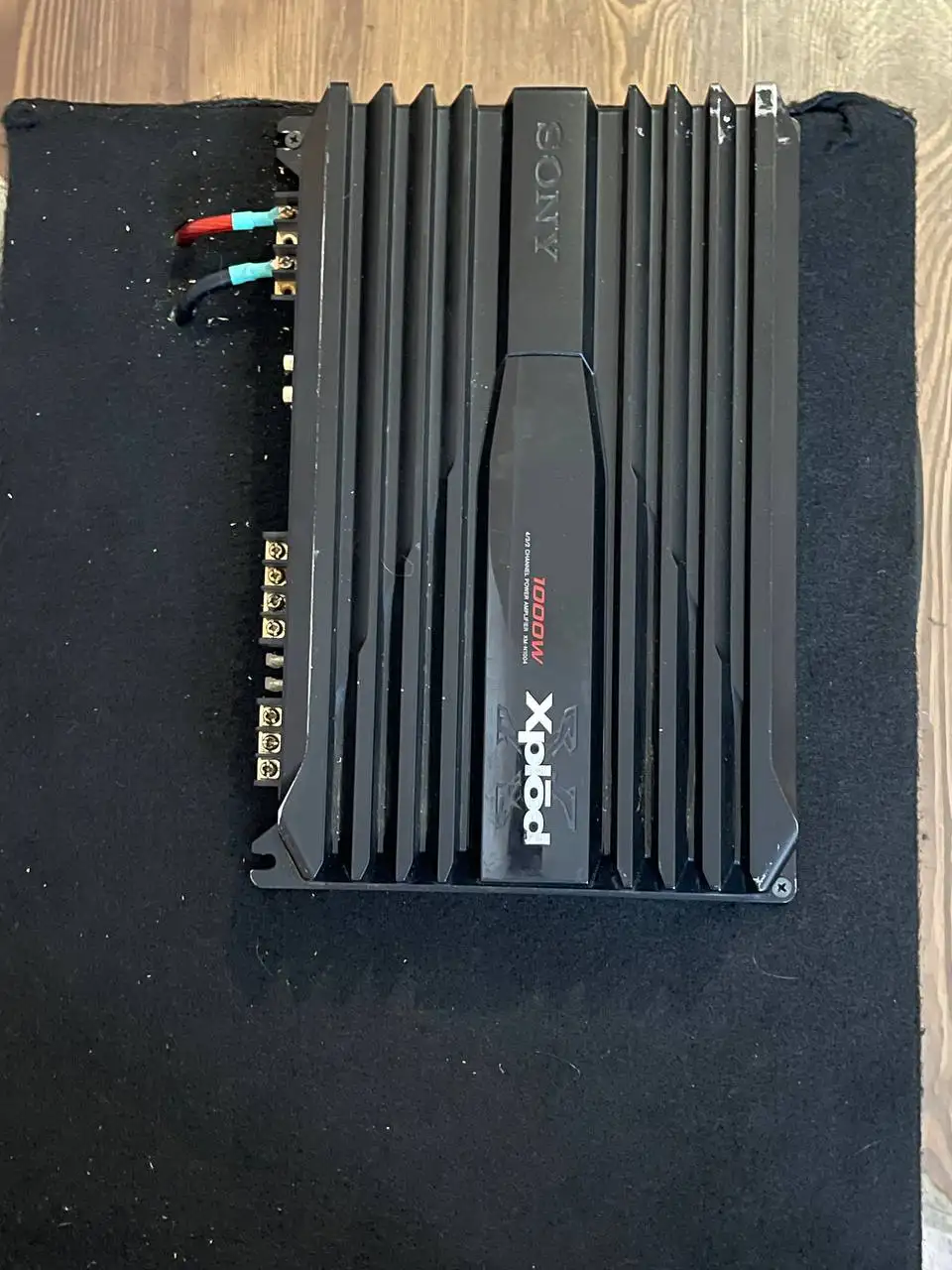 Продам сабвуфер с усилителем - Аудиотехника (Электроника) в Улан-Удэ