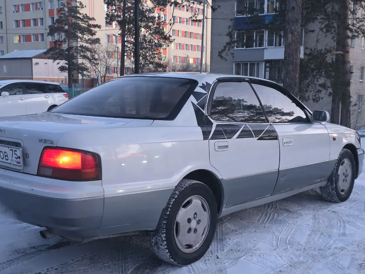 Продажа автомобиля Vista 43 с полным приводом - Легковые автомобили (Авто) в Улан-Удэ