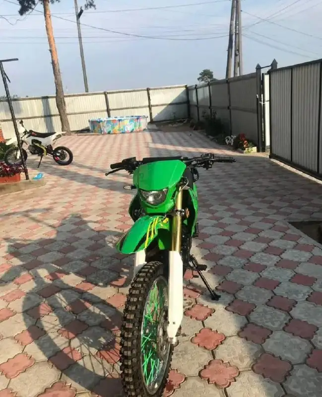 Продажа мотоцикла эндурик в Улан-Удэ - Мотоциклы (Авто) в Улан-Удэ