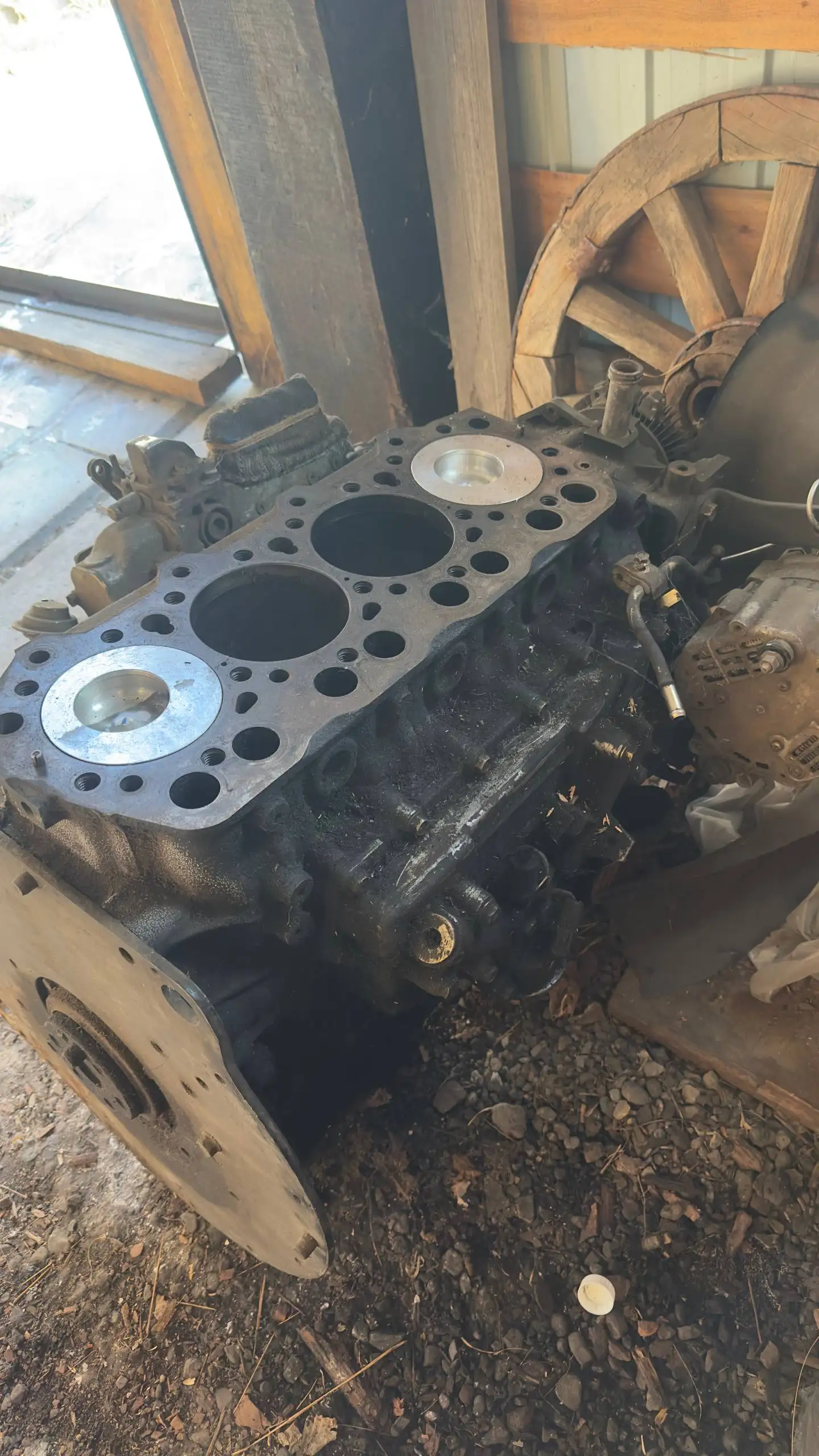 Продам двигатель Mitsubishi Canter 4D33 без головки - Двигатели (Запчасти) в Улан-Удэ