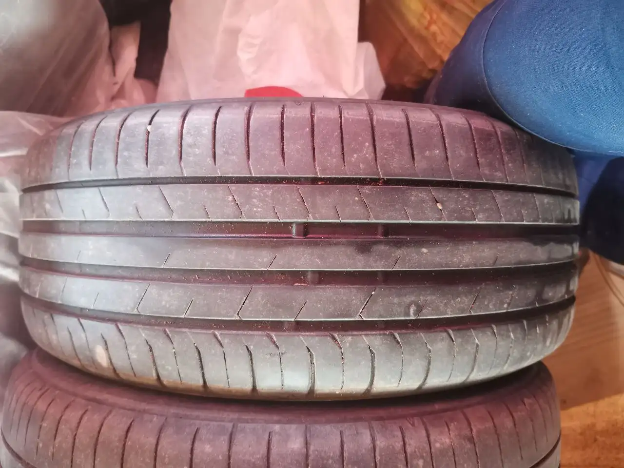 Диски Subaru Enkei 7jj с шинами 215/50/R17 - Диски и шины (Запчасти) в Улан-Удэ