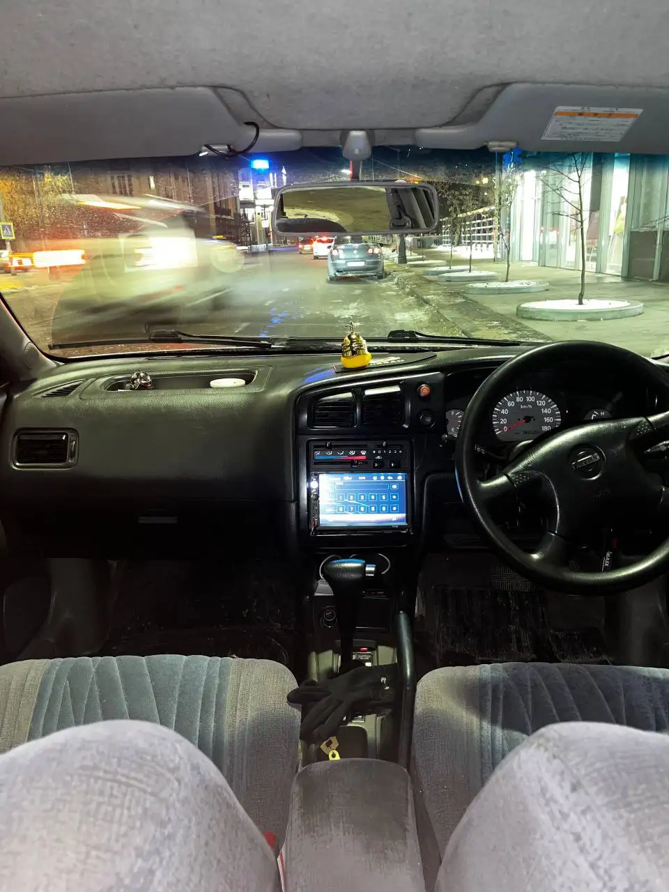 Продам Nissan Expert 4WD 1.8 с полным обслуживанием - Легковые автомобили (Авто) в Улан-Удэ