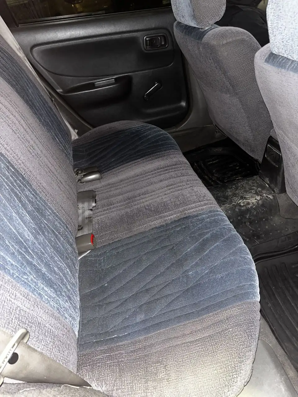 Продам Nissan Expert 4WD 1.8 с полным обслуживанием - Легковые автомобили (Авто) в Улан-Удэ