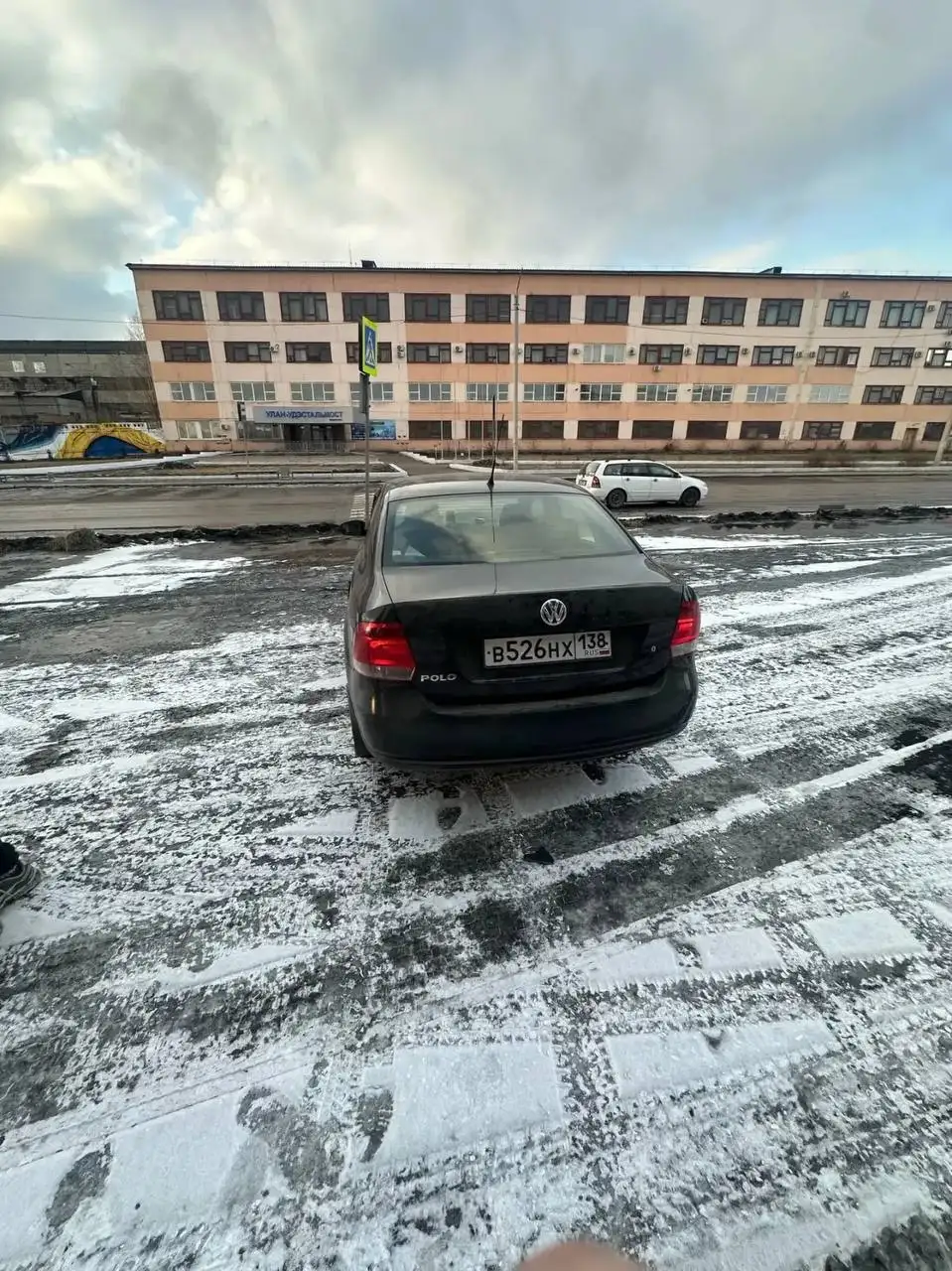 Продажа Volkswagen Polo 2011 года в Улан-Удэ - Легковые автомобили (Авто) в Улан-Удэ