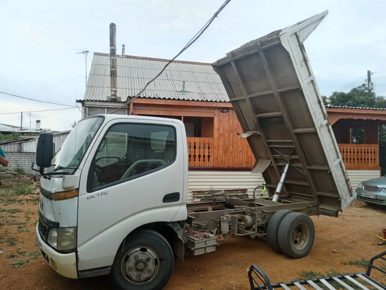 Продам грузовик самосвал с двигателем 4.6 - Грузовики (Авто) в Улан-Удэ