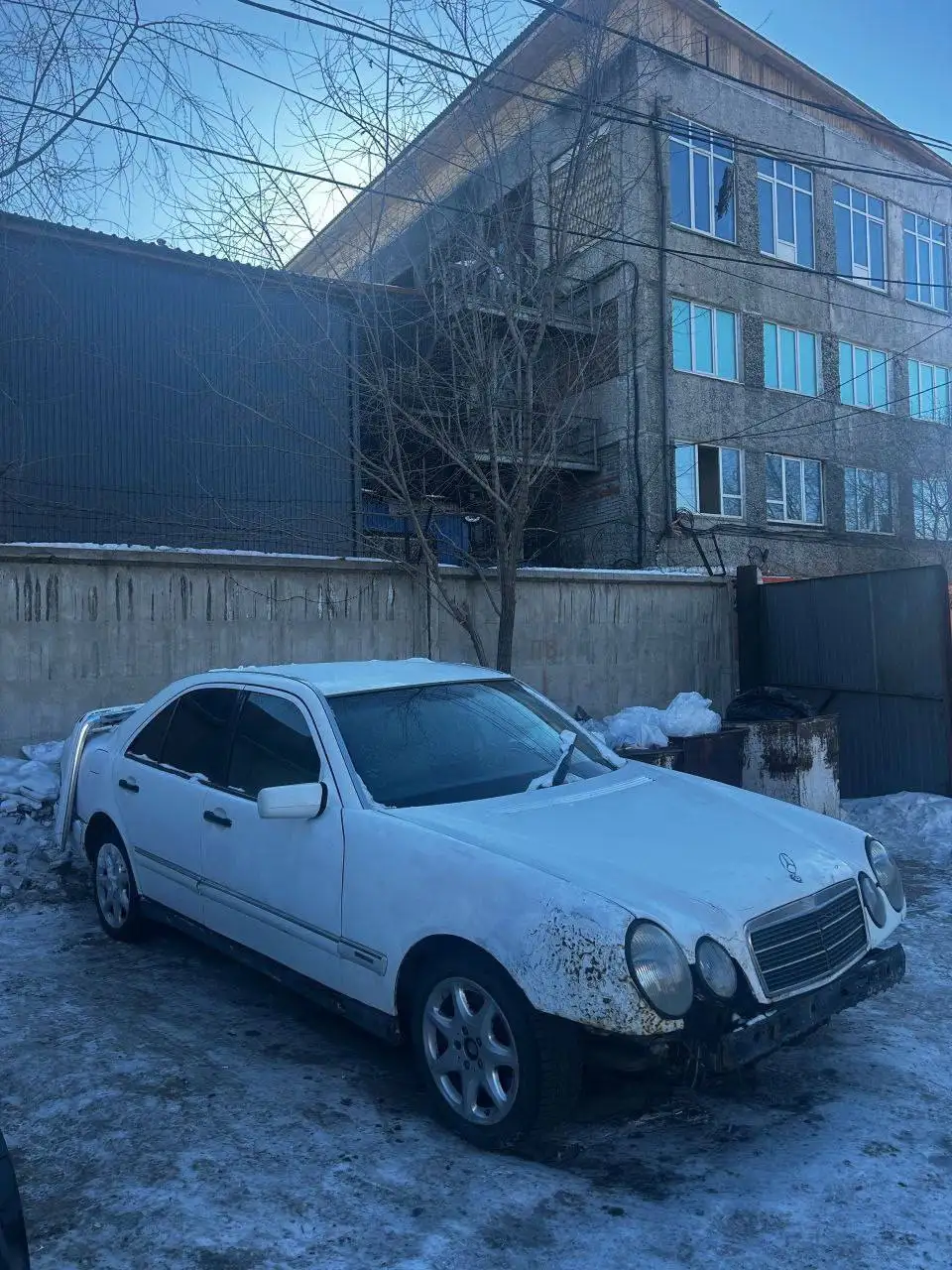 Продажа Mercedes 1998 года - Авто в Улан-Удэ