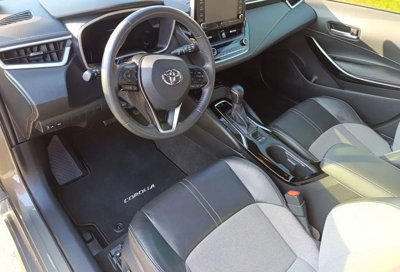 Toyota Corolla 2020 - Легковые автомобили (Авто) в Улан-Удэ