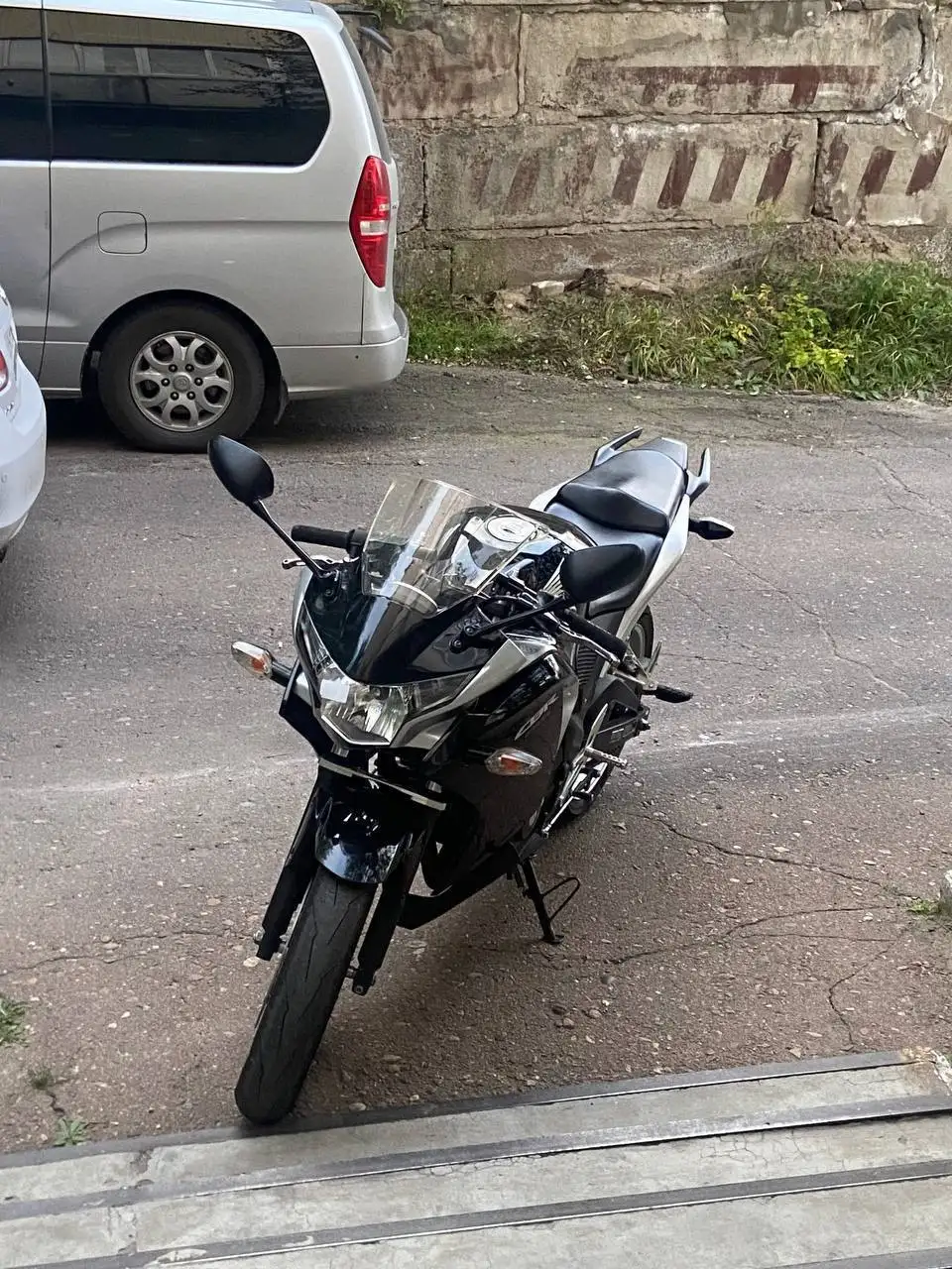 Продажа мотоцикла Honda CBR-250r - Мотоциклы (Авто) в Улан-Удэ