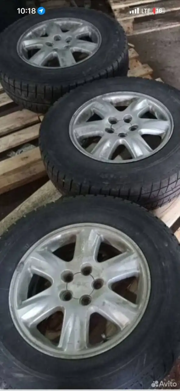 Диски Subaru R15 с резиной Bridgestone 205/70 - Запчасти (Авто) в Улан-Удэ