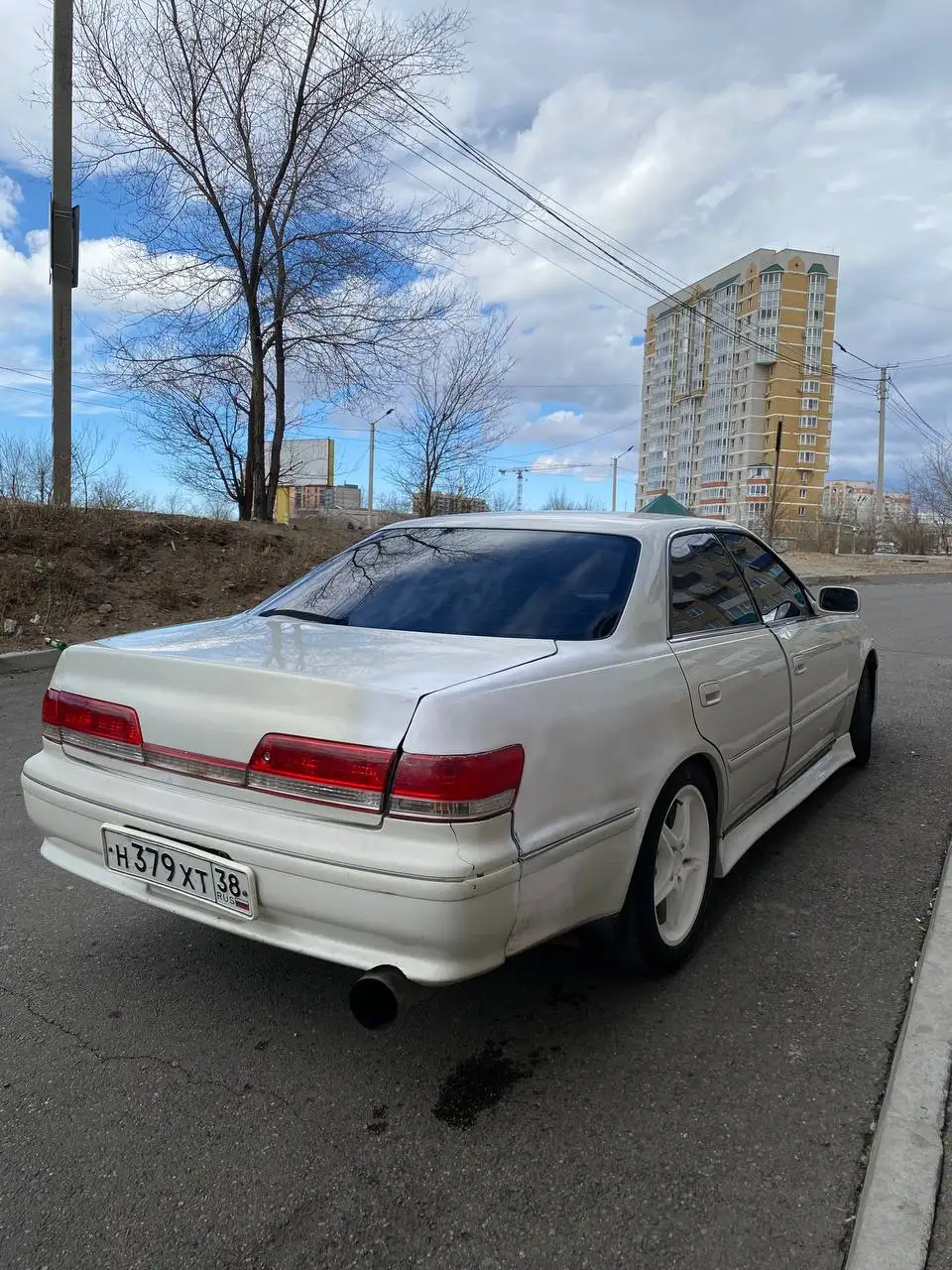 Продажа Toyota с двигателем 2.5, 5-ступенчатой КПП, ксеноном и автозапуском - Легковые автомобили (Авто) в Улан-Удэ