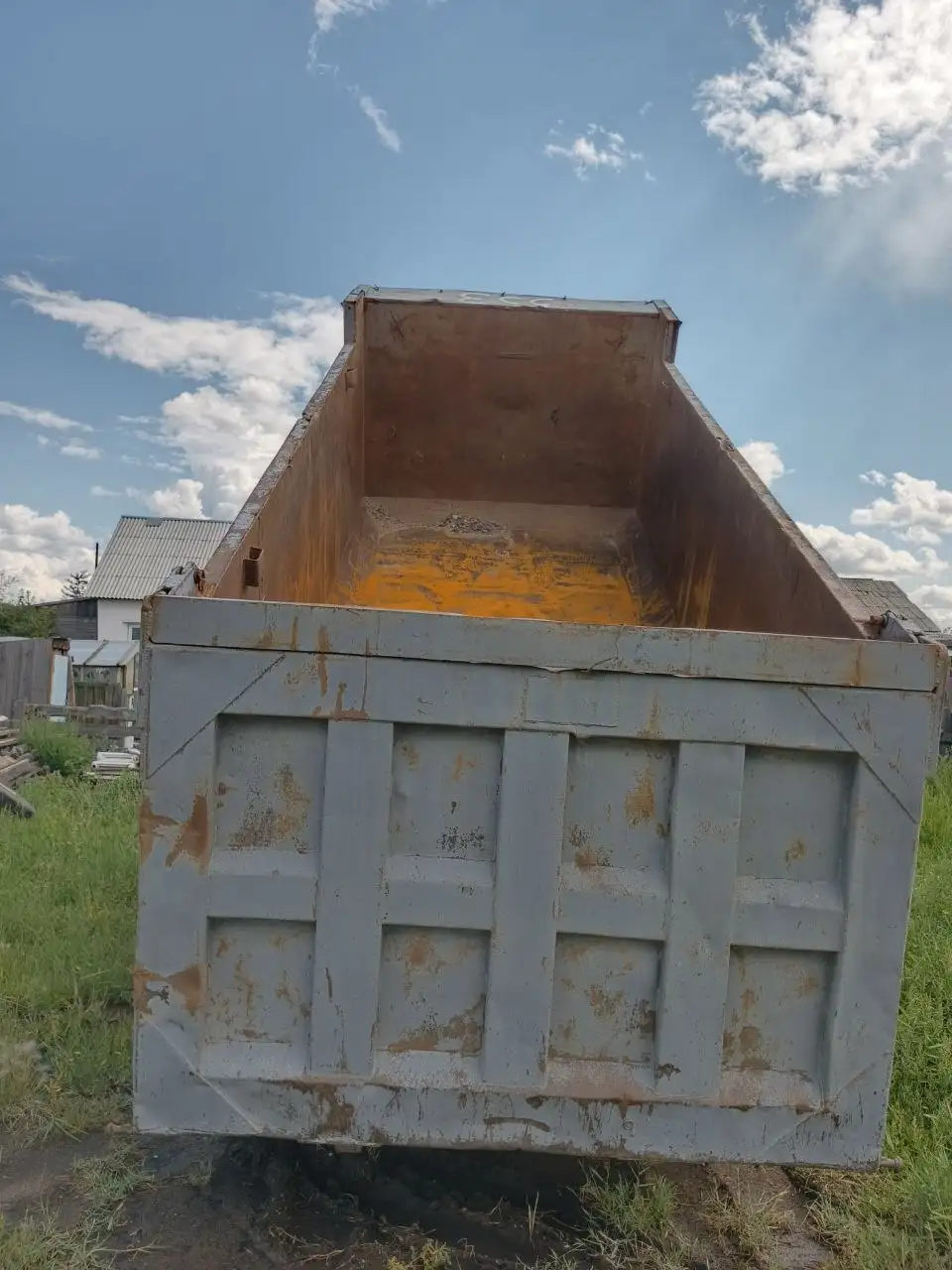 Самосвал Хово 2008 года - Грузовики (Авто) в Улан-Удэ