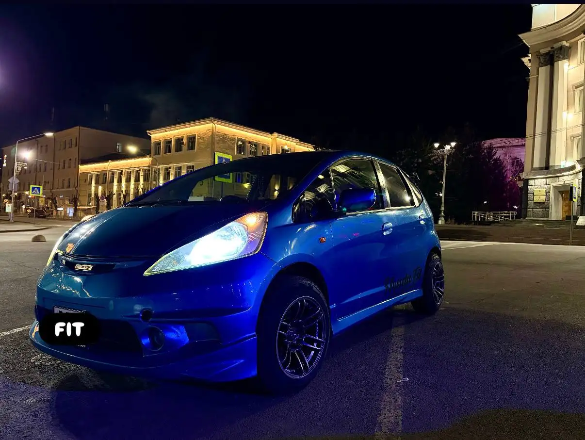 Продажа автомобиля Honda Механика 1.3 2008 года - Авто в Улан-Удэ