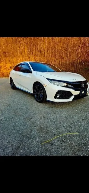 Продажа автомобиля 2018 года с пробегом 79 000 км - Грузовые автомобили в Улан-Удэ