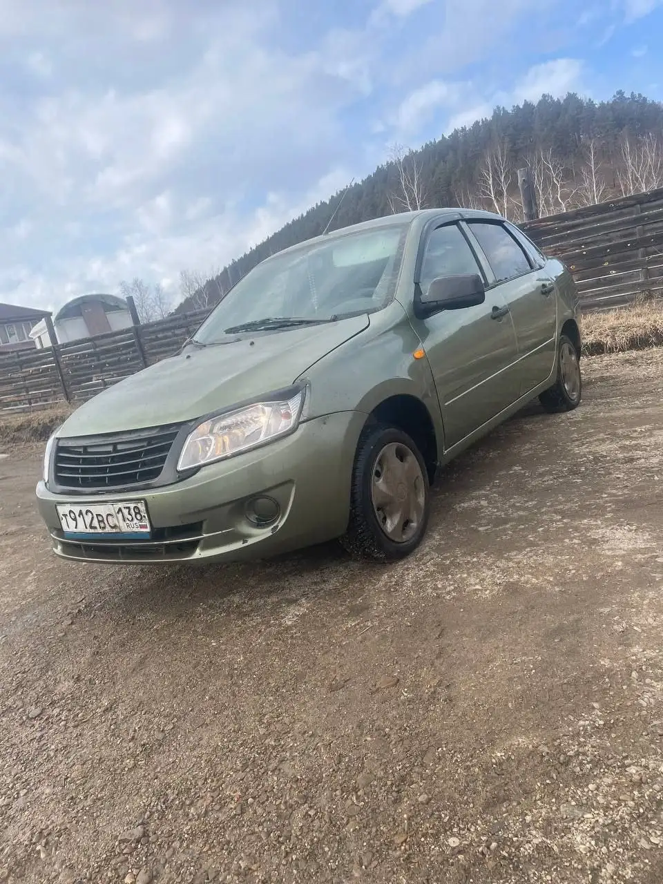 Продам автомобиль 2013 года с АКПП - Авто в Улан-Удэ