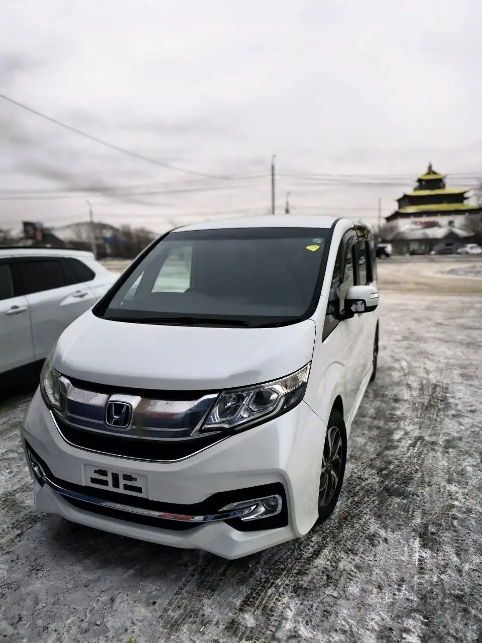 Honda Stepwgn 2015 года без пробега в РФ - Авто в Улан-Удэ