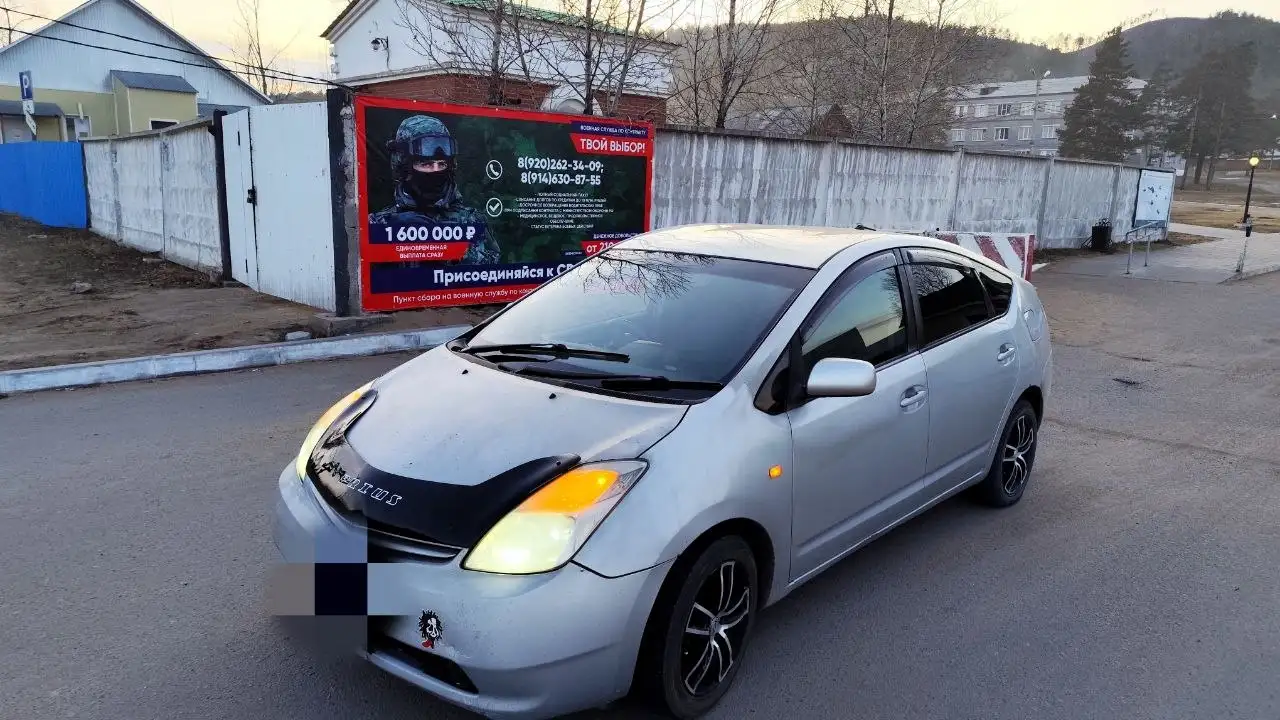 Тойота Приус 2010 года - Легковые автомобили (Авто) в Улан-Удэ