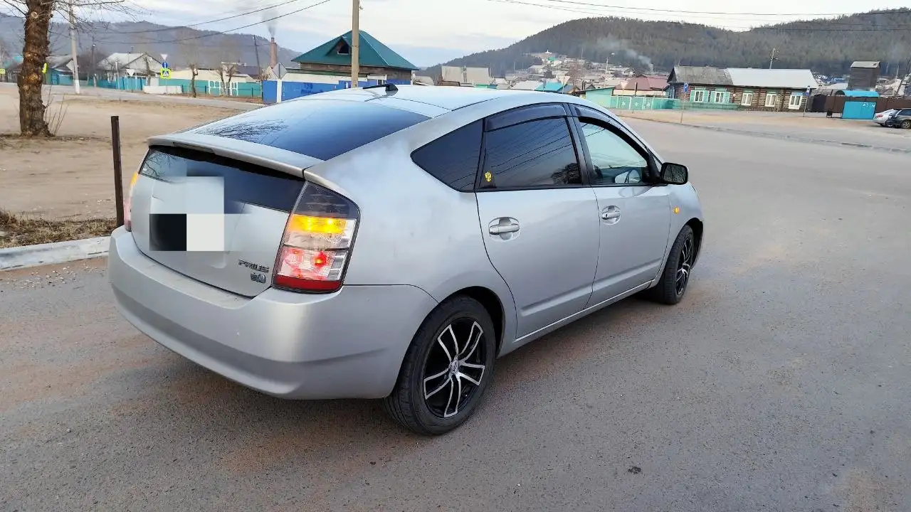 Тойота Приус 2010 года - Легковые автомобили (Авто) в Улан-Удэ